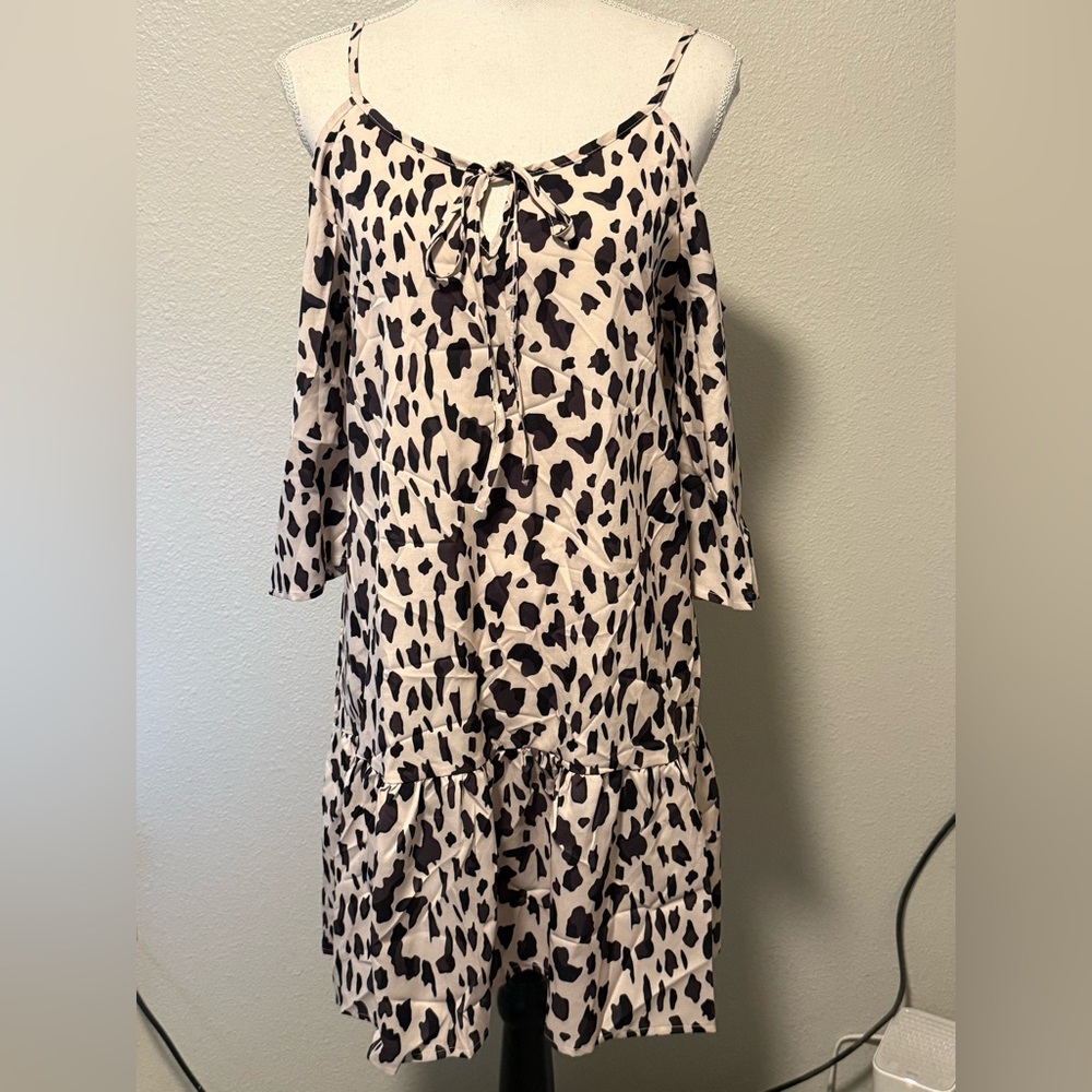 NWT leopard cold shoulder dress size S
